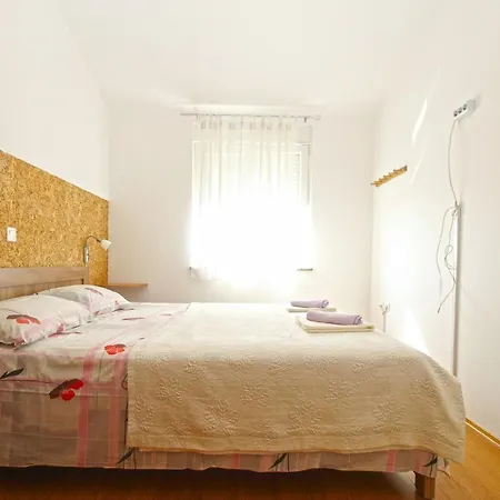 Fuer 4 Personen Ca 54 Qm In Fazana-surida, Istrien Istrische Riviera Apartment Valbandon